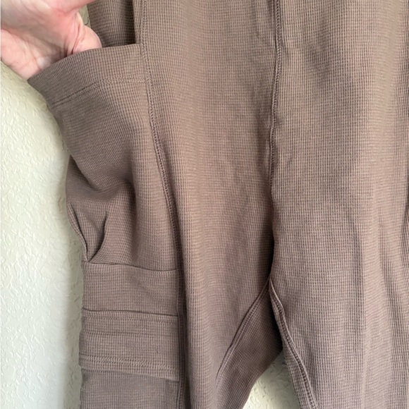 NWT HALARA Brown High-Rise Cargo Jogger Pants - Picture 7 of 14